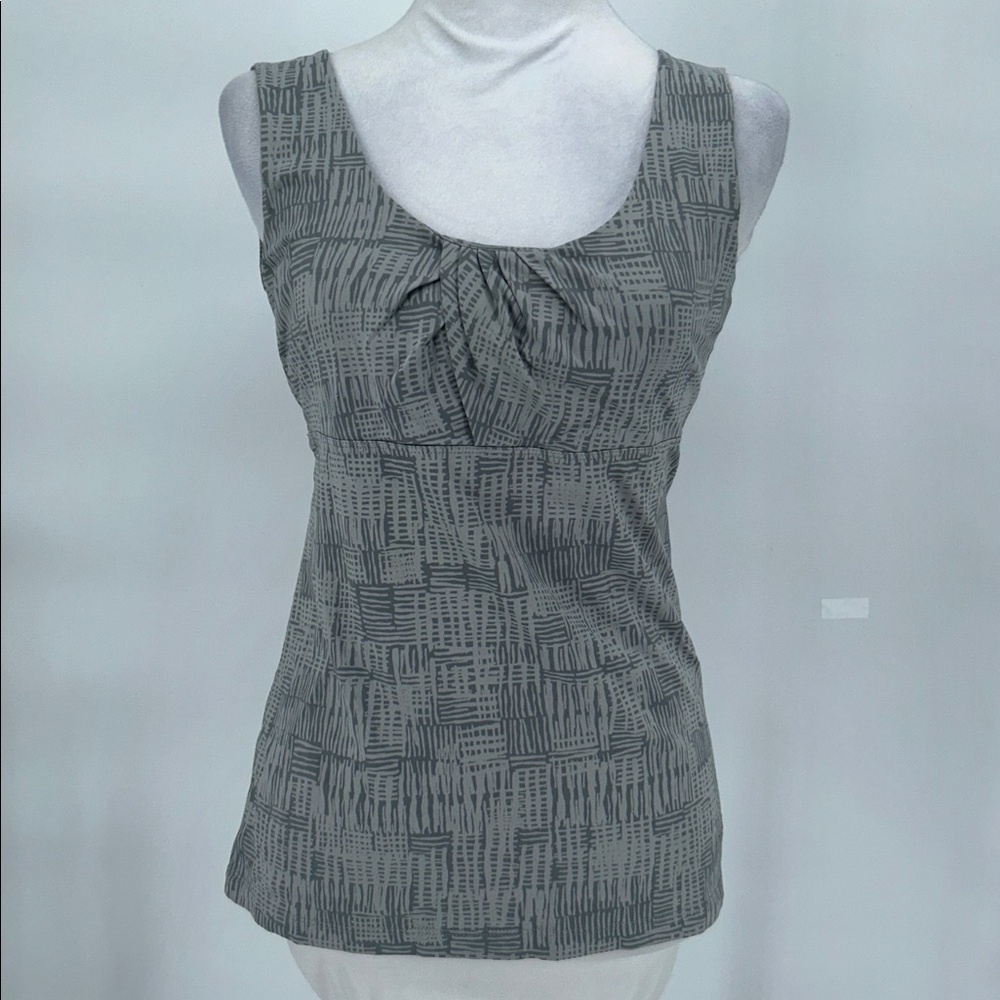Patagonia Womens Bandha Tank Top Size M Light Gray Floral Stretch Scoop Neck - Picture 3 of 8